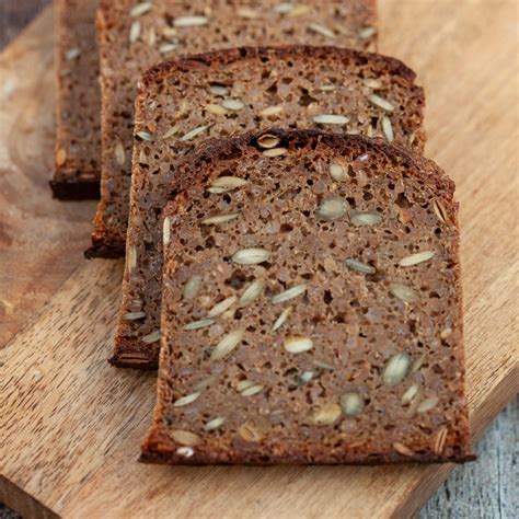 Danish Rye Bread A Wonderful And Very Healthy Bread Foodgeek