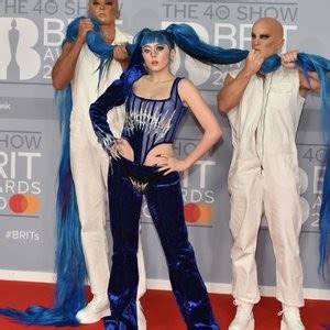 Ashnikko Shows Her Tits At The 2020 Brit Awards 43 Photos Leaked Nudes Celebrity Leaked Nudes