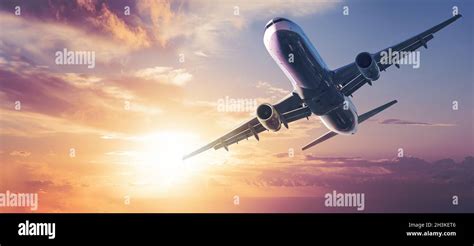 passenger jet aircraft airplane  res stock photography  images alamy
