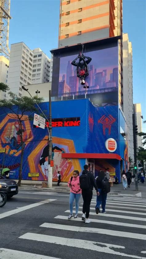 Burger King Lan A Loja Tem Tica Do Homem Aranha No Brasil