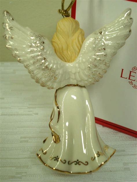 LENOX HOLIDAY CHRISTMAS ORNAMENT 2019 ANNUAL ANGEL S HEAVENLY SONG NIB