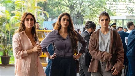 Crew Box Office Collection Day 6 Kareena Kapoor Kriti Sanon And Tabu