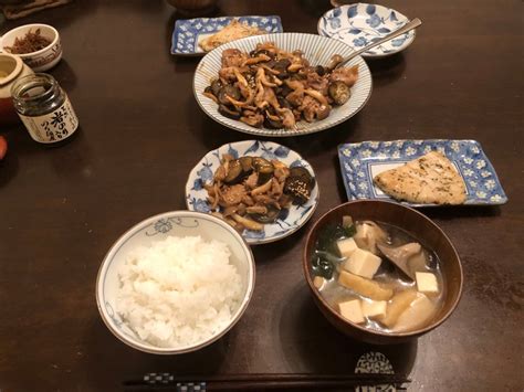 今夜も茶色飯 （42）豚こま肉とナスとしめじのオイスター炒め。｜yzshoten