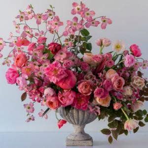 Color Me Floral Stunning Monochromatic Arrangements For Every Season