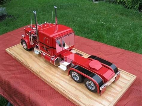 Escala | Model truck kits, Plastic model kits cars, Model cars kits