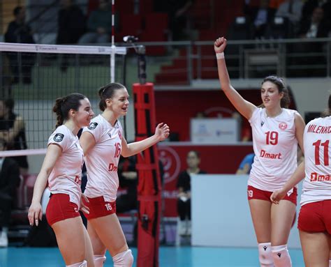 CLVW 82 Eczacibasi Dynavit ISTANBUL V SC Prometey DNIPRO CEV