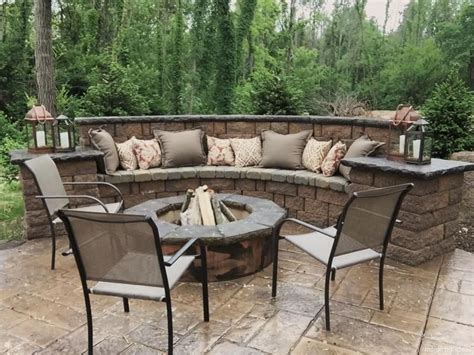 Lovelyving Fire Pit Seating Backyard Patio Wall Seating