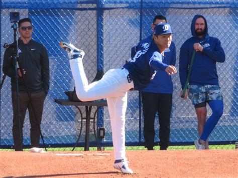 山本由伸、5回3安打無失点、毎回の8奪三振 Mlb初勝利の権利持って降板 デイリースポーツ Yahooニュース