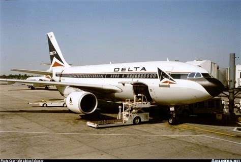 Airbus A310 324 Delta Air Lines Aviation Photo 0119327