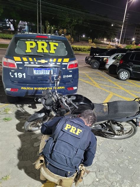 Prf Recupera Moto Furtada Na Serra Es Pol Cia Rodovi Ria Federal