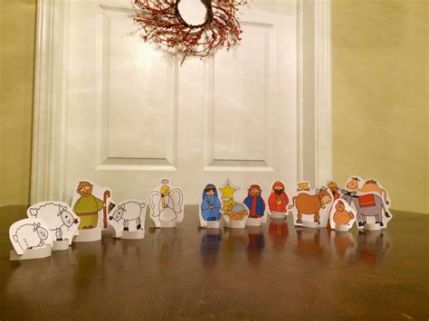 Nativity Paper Puppets Free Printables With Images Paper Puppets