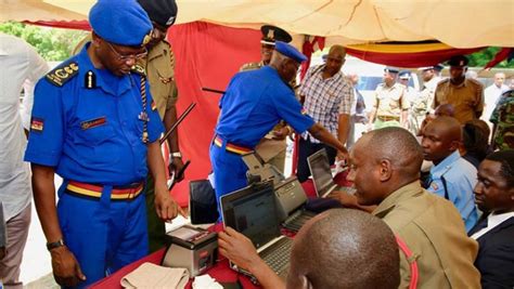 Kenyan Police Officers Now Undergo A Compulsory 6months Ict Training