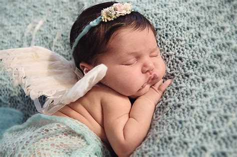 Ensaio newborn saiba como funciona o book fotográfico de recém nascidos