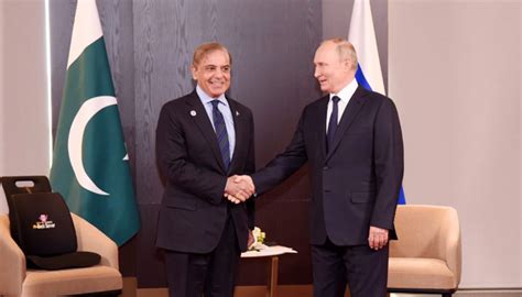 Russia Agrees To Provide Petrol To Pakistan On Deferred Payments Report