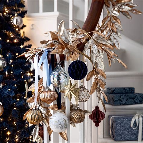 41 Budget Christmas Decorating Ideas Affordable Ways