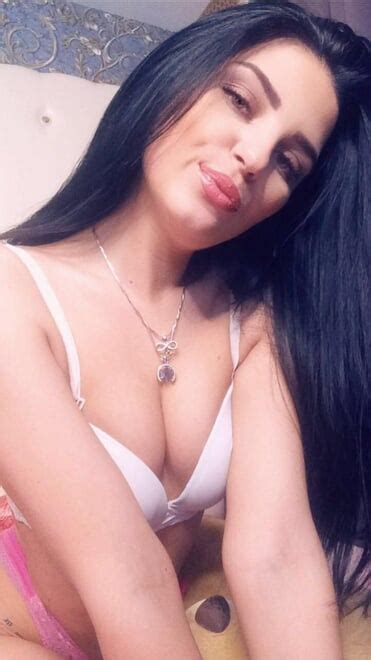 Nude And Non Nude Photo Mix Screenshot 20201202 003220 Telegram Porn Pic