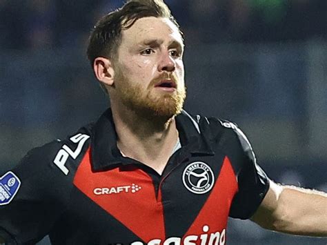 Bekijk De Samenvatting Van PEC Zwolle Almere City FC