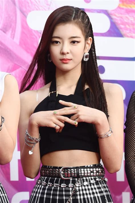 Itzy 리아 학폭 허위로 볼 수 없다 했는데 사실 인정 아냐 활동 강행 한국경제