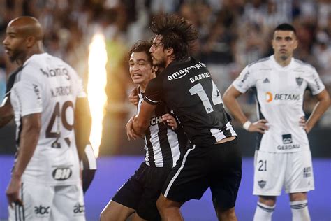 Botafogo Reencontra Maior Fregu S Para Voltar A Vencer Fora De