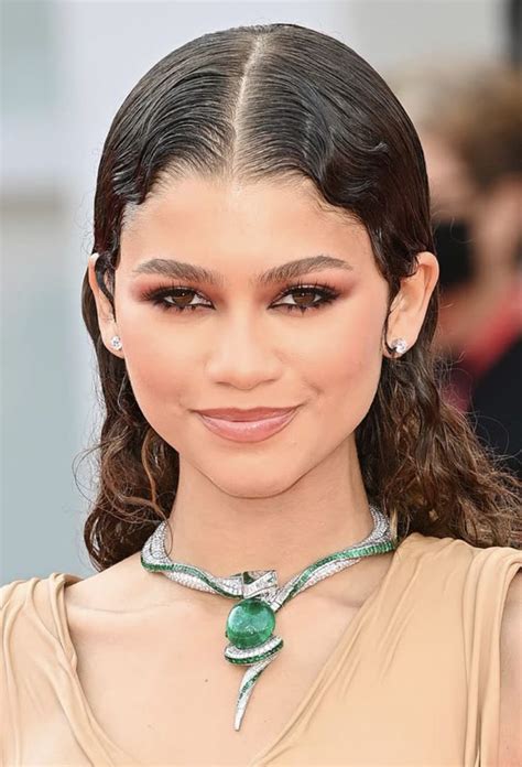 Zendaya Outfits Zendaya Style Black Girl Makeup Girls Makeup Retro