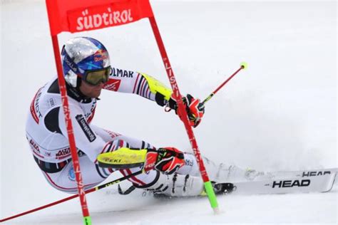 Ski Alpin Alexis Pinturault Remporte Le Géant Dalta Badia Et Reprend