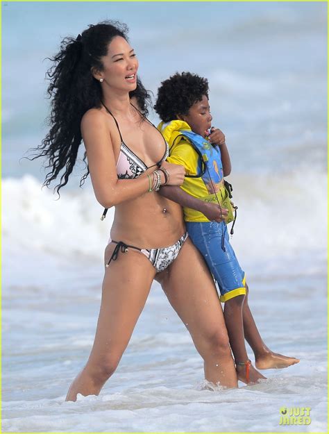 Kimora Lee Simmons Sexy Bikini Mama In St Barts Photo 3017751