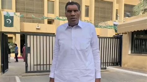 World's Tallest Man from Pakistan, Ghulam Shabbir Passes Away