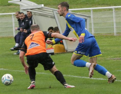 Football R Gional Le Rc Lons Veut Confirmer Champagnole Motiv