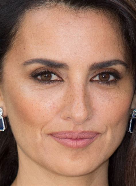 Close Up Of Penélope Cruz At A 2018 Atelier Swarovski Party Penelope