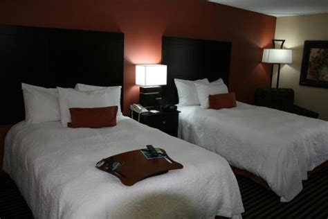 Hampton Inn Tullahoma - UPDATED 2017 Prices & Hotel Reviews (TN ...