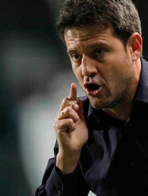 Depois de nova derrota Argel não é mais o técnico do Figueirense