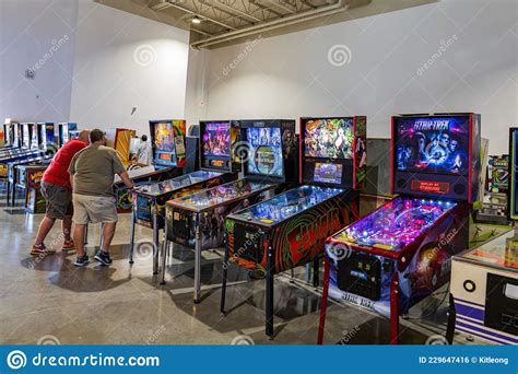 Interior View of the Pinball Hall of Fame Editorial Photo - Image of ...