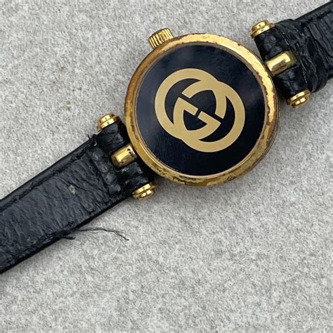 Gucci Vintage Watch Stacked Gold Toneblack Womens Gem