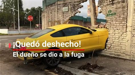 QUEDÓ DESHECHO Por manejar cómo loco choca su auto de lujo contra