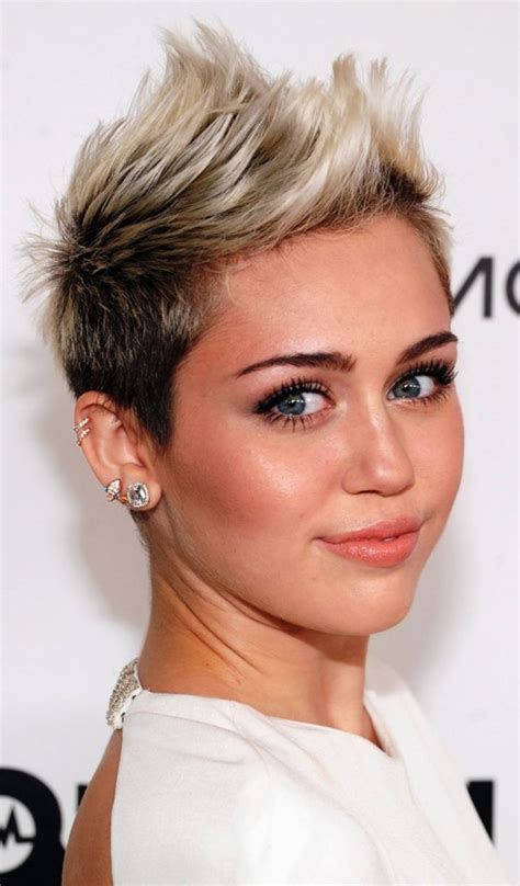 Short Funky Hairstyle With Round Faces  Funky Short Hair Funky Hairstyles Short Hair Styles