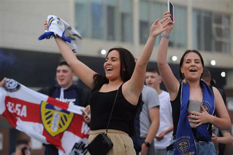 Leeds United fans celebrate Premier League promotion in style - in ...