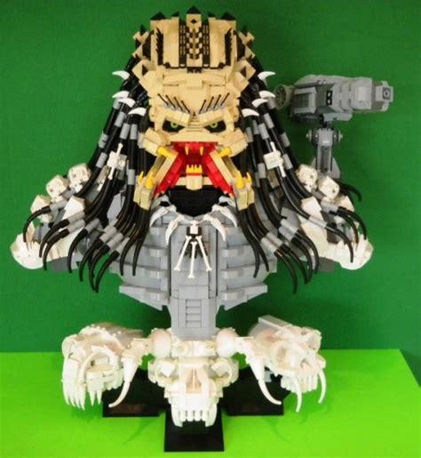 LEGO Predator Bust is Intricate, Angry-Looking | The Mary Sue