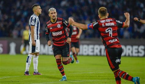 Flamengo Empata Com Talleres Mas Consegue Se Manter Na Liderança Da