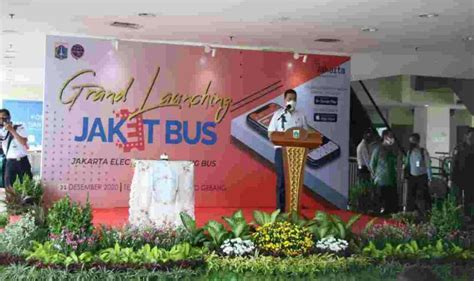 Di Terminal Pulo Gebang, DKI Luncurkan Aplikasi Jaket Bus - Tobapos