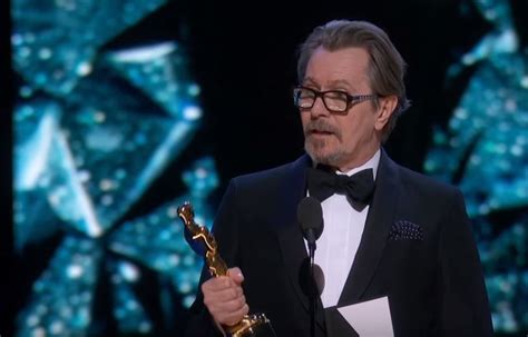 Gary Oldman Thanked America at the Oscars — and Nobody Applauded ...