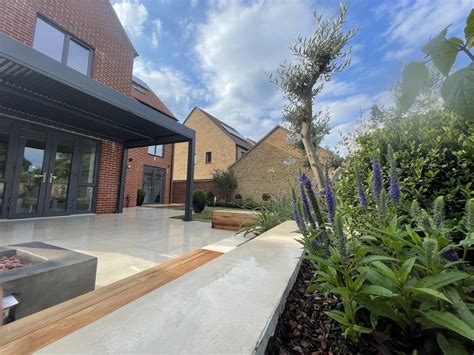 HARD LANDSCAPING | Aycorn Garden Design