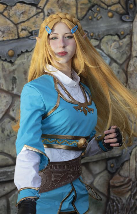 [OC] Finished my Zelda cosplay from botw. Which other Zelda should I cosplay?^^ : r/zelda