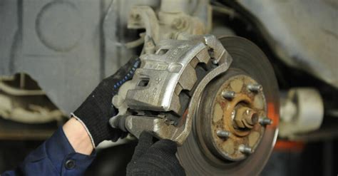 How To Change Front Brake Discs On Nissan X Trail T Replacement