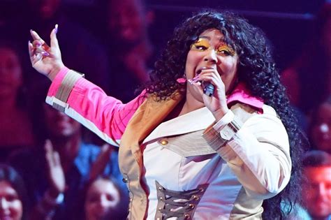 Lizzo Gives Inspiring Speech During VMAs Performance