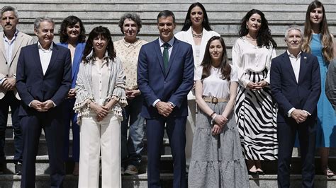 El Gobierno celebra los 20 años del matrimonio gay y advierte de que no hay derechos irreversibles