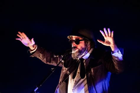 Firenze Vinicio Capossela Torna In Teatro Con Le Sue Tredici Canzoni