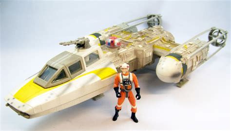 Star Wars (The Power of the Force) - Hasbro - Y-wing Fighter & Pilot ...