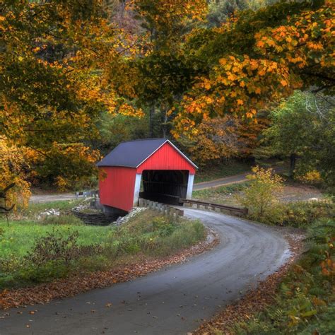 Classic Vermont Fall Foliage Tour (All DAY) – Local Captures