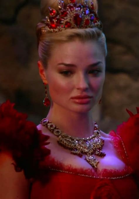 Red Queen 1 Once Upon A Time In Wonderland Tv Fanatic