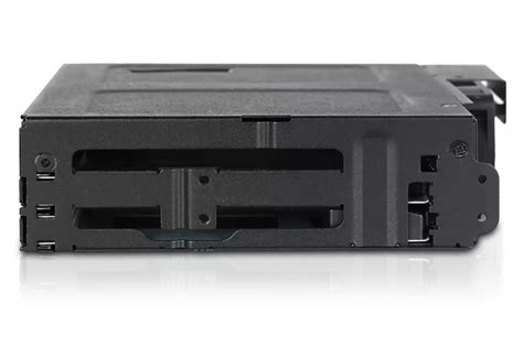 Icydock Tougharmor Mb Spo B X Sas Sata Ssd Hdd Ultra